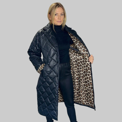 Tweedelige gewatteerde jas met panterprint voering